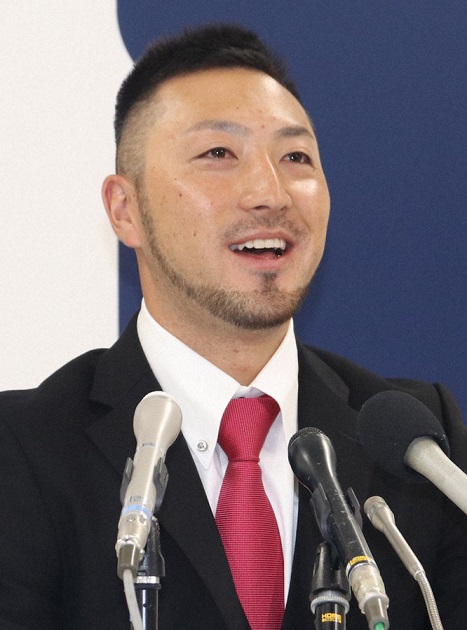 菊池涼介 年俸